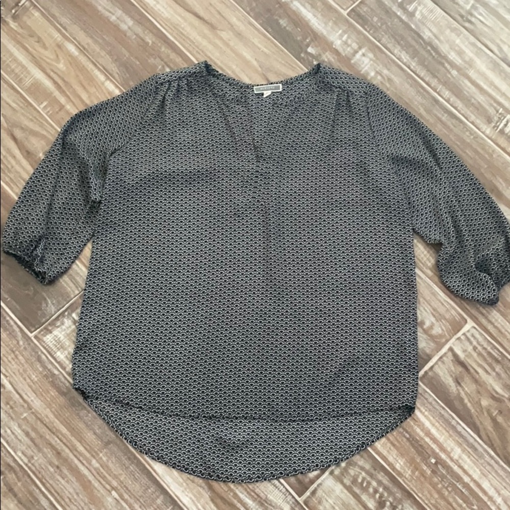 Black and white patterned shirt